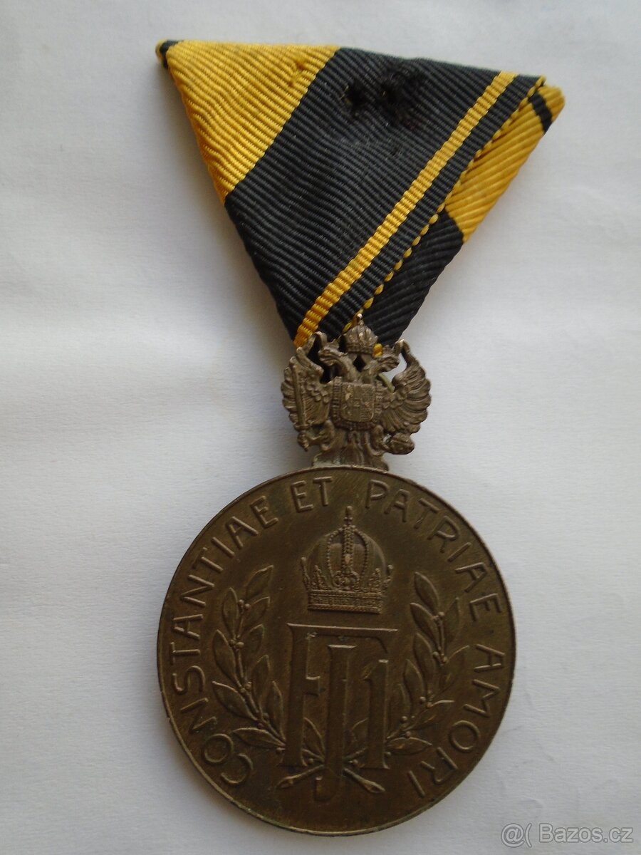 VZÁCNÉ VYZNAMENANÍ OCTO LUSTRA