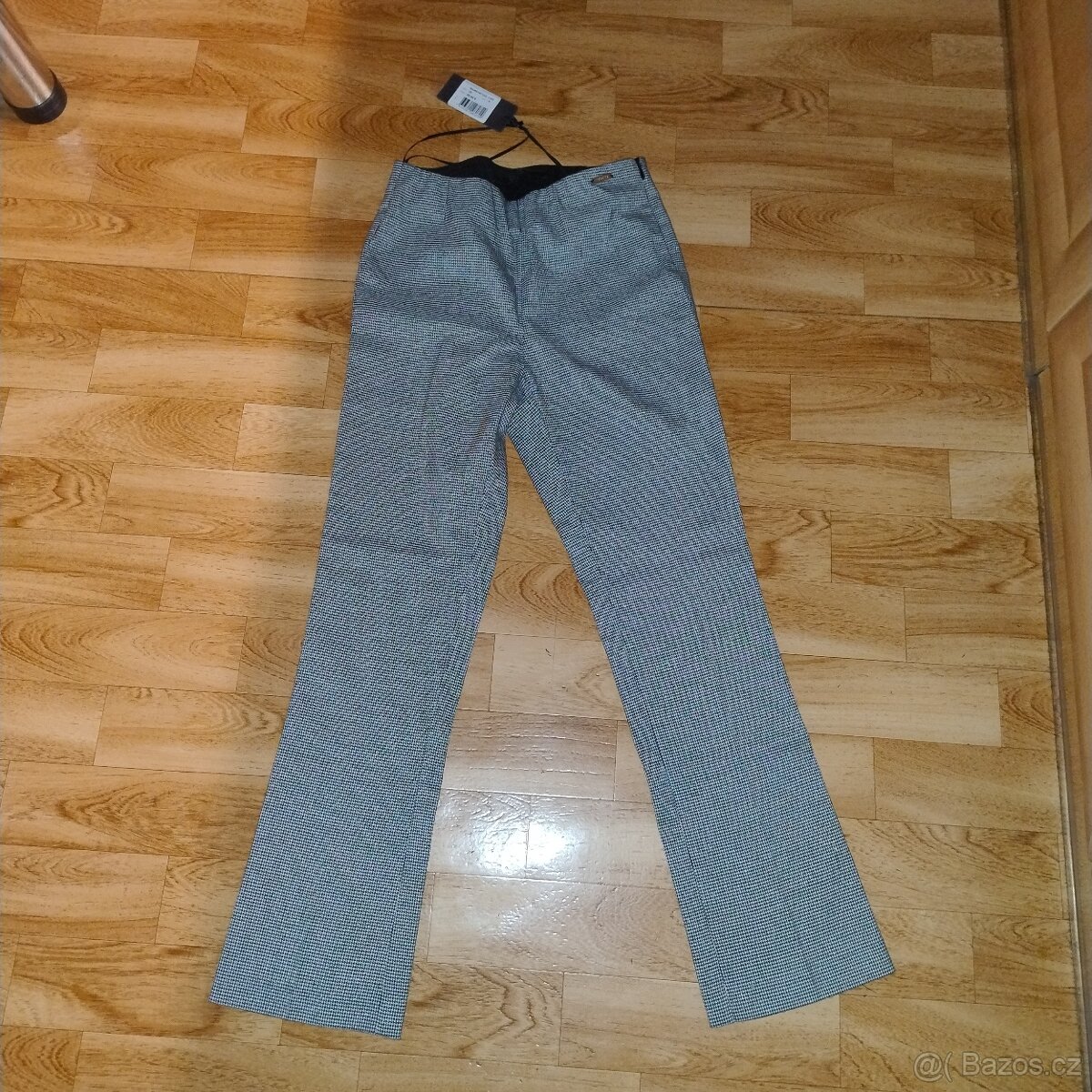 Dámské kalhoty Guess- nové