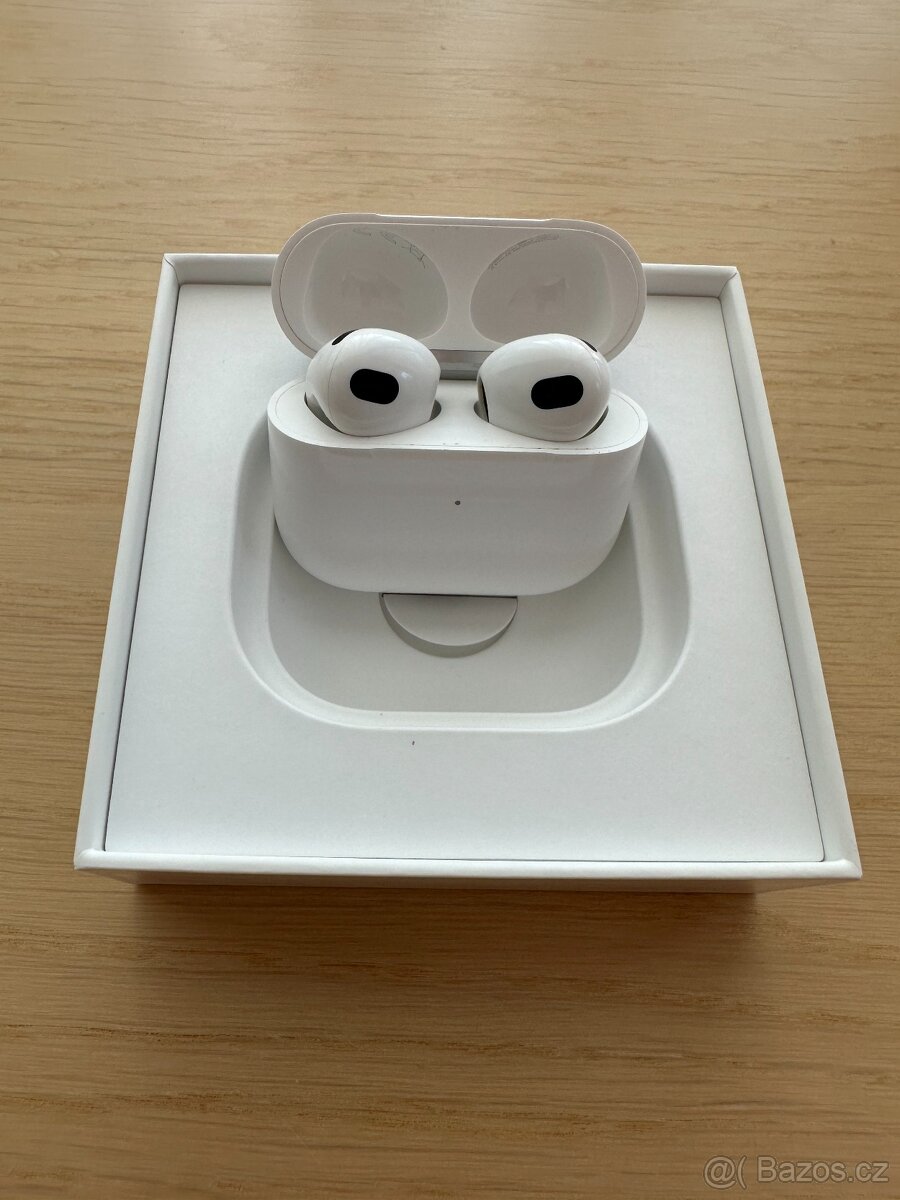 Apple AirPods - 3. generace