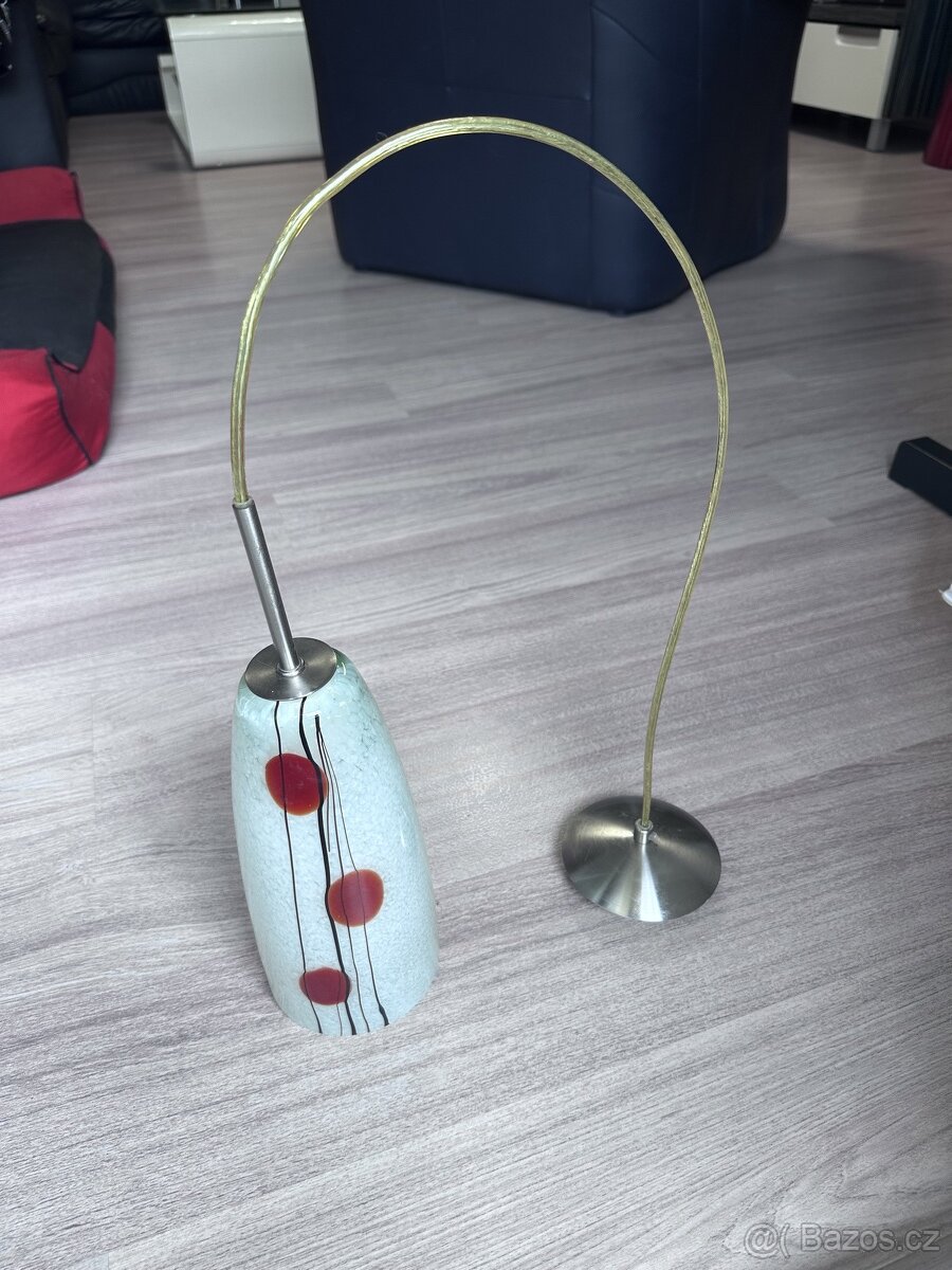 EGLO závěsná lampa / lustr na lanku bílá s červenými detaily