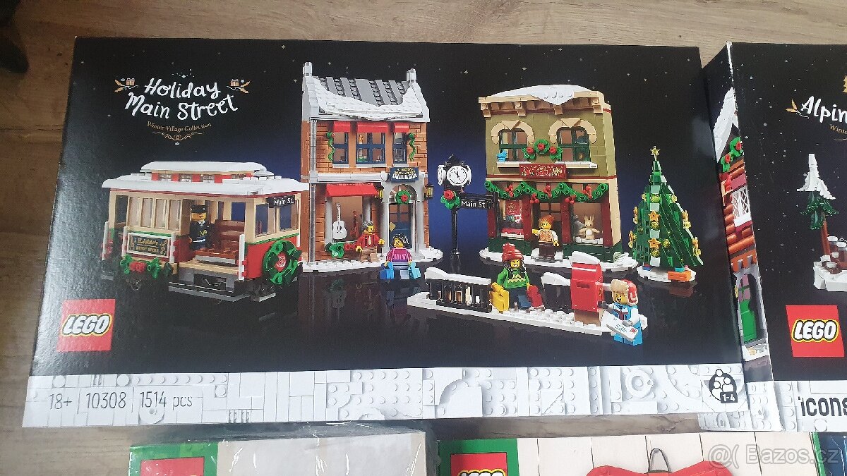 LEGO ICONS 10308 Vánoční hlavní ulice

