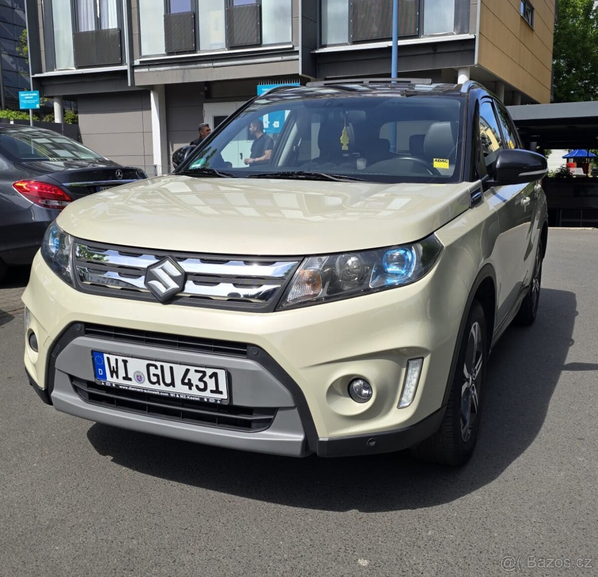 ► SUZUKI VITARA 1.6VVT 88KW 4x4 ALLGRIP LED-NAVI-KAM-PANO 17