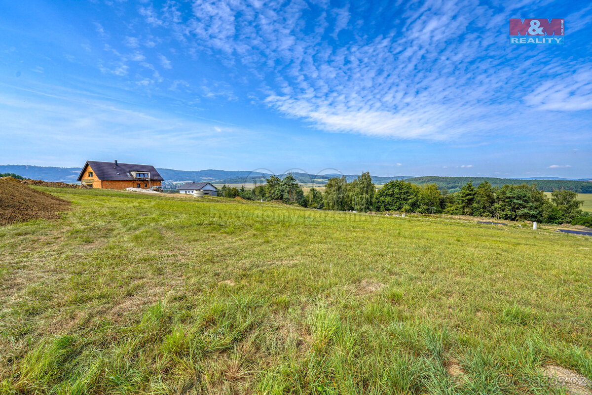 Prodej,stavební pozemek 1812 m2, Pařezov u Domažlic