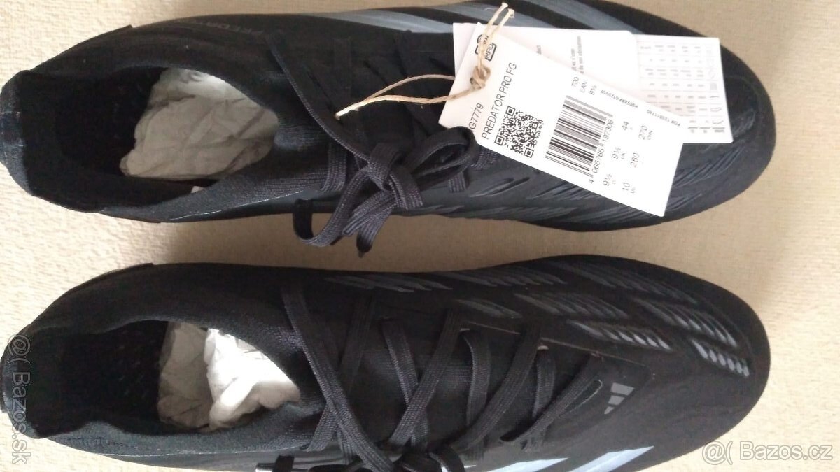 Prodam kopačky adidas,NOVE,NENOSENE c.44