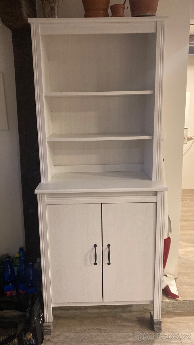prodám knihovnu
