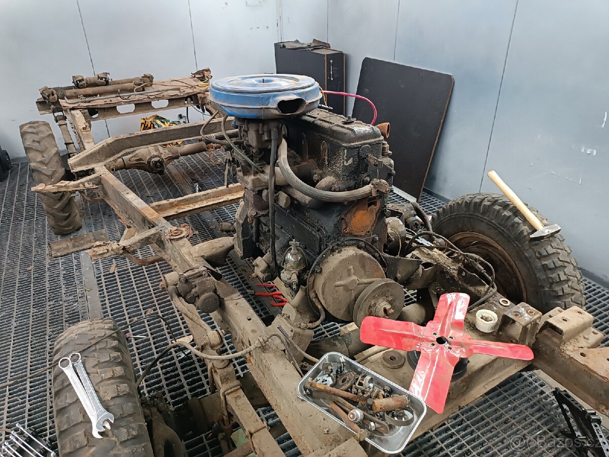 Motor Žuk, dvoukomorový karburátor