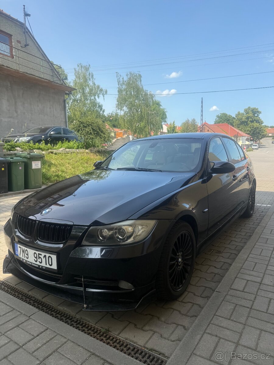 BMW E90 325i 160kw