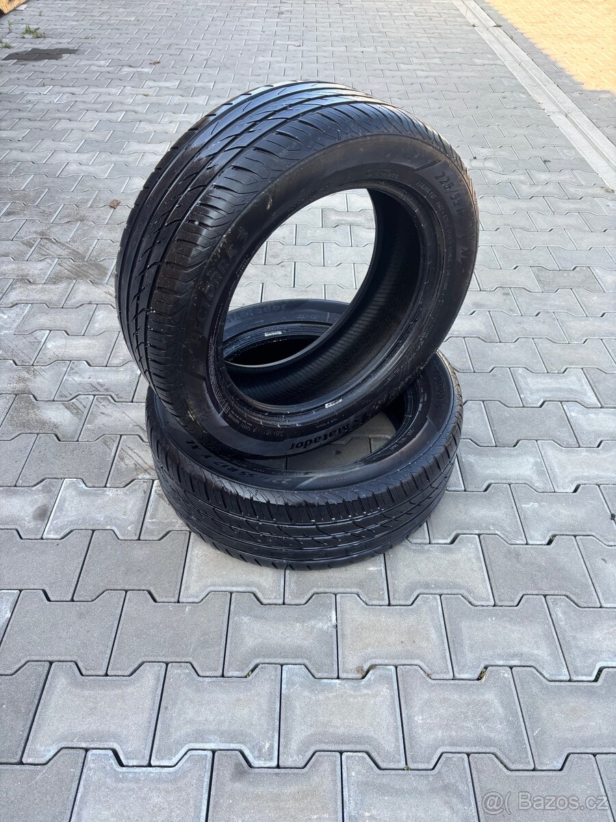 Letní pneu 225/55 r17 matador