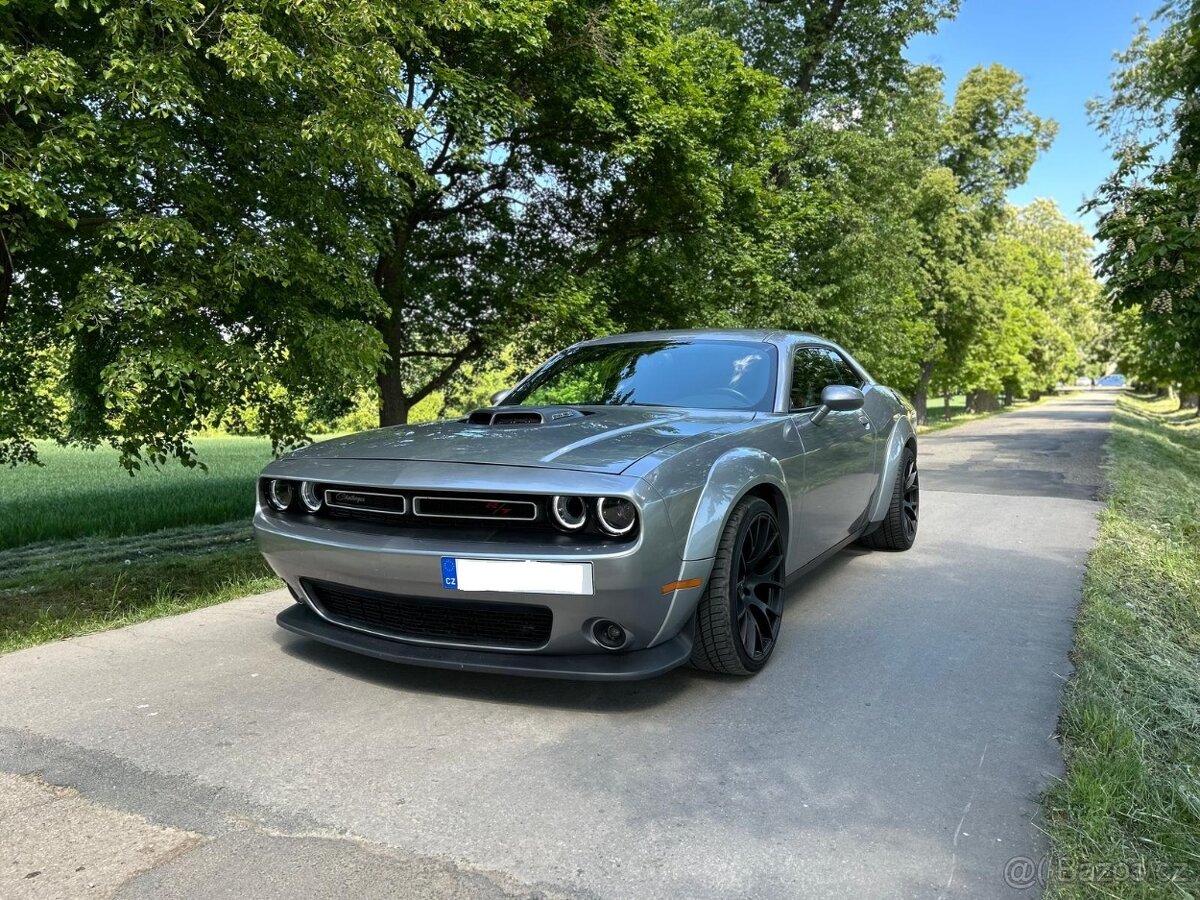 Dodge Challenger R/T Shaker Widebody