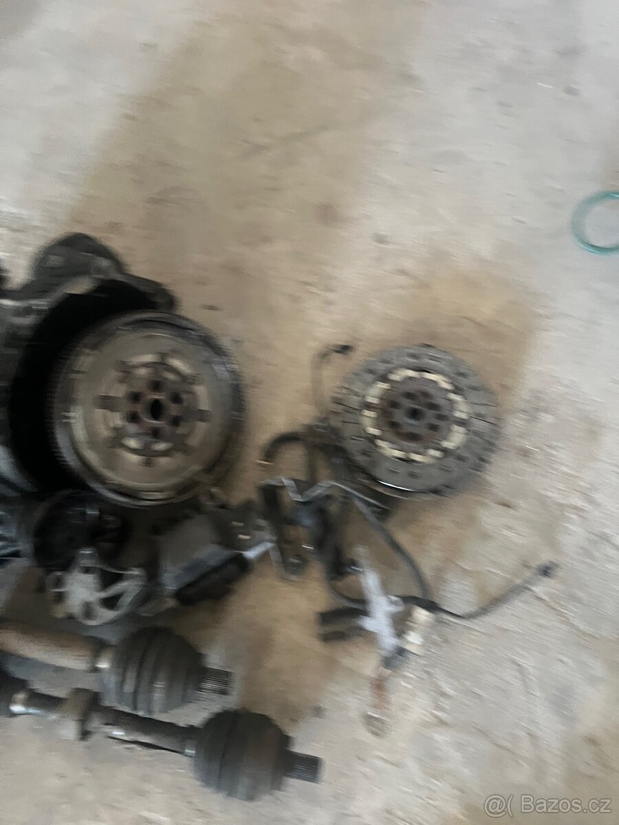 Převodovka Passat b6 , tourah , Octavia a5