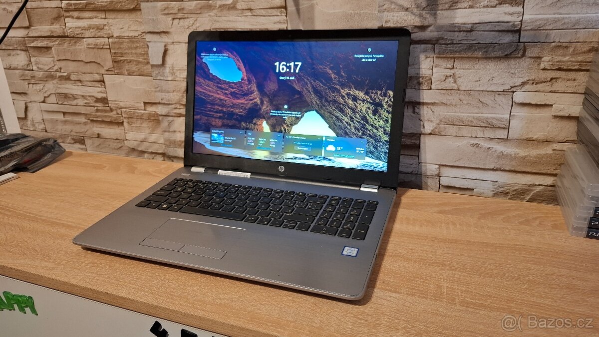 HP 250 G6 – i3 7gen. 4GB RAM, SSD 240GB. Full HD