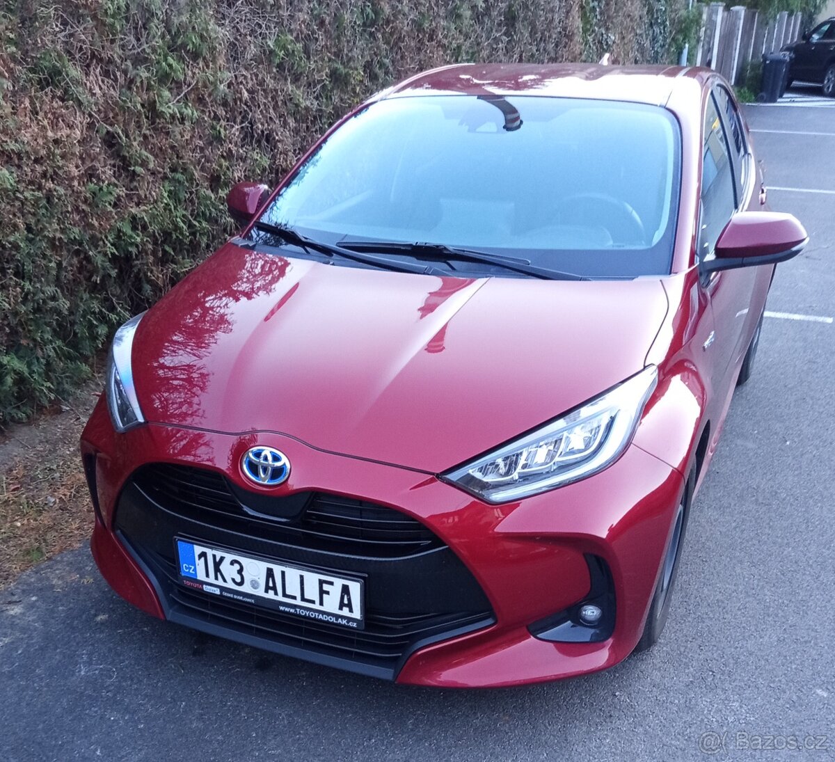 Toyota Yaris HYBRID1.5 e-CVT Komfort Tech Style
