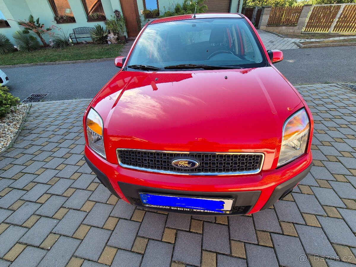 Prodám Ford Fusion kombi, 1,4 benzín, 2009, STK do 5/2026