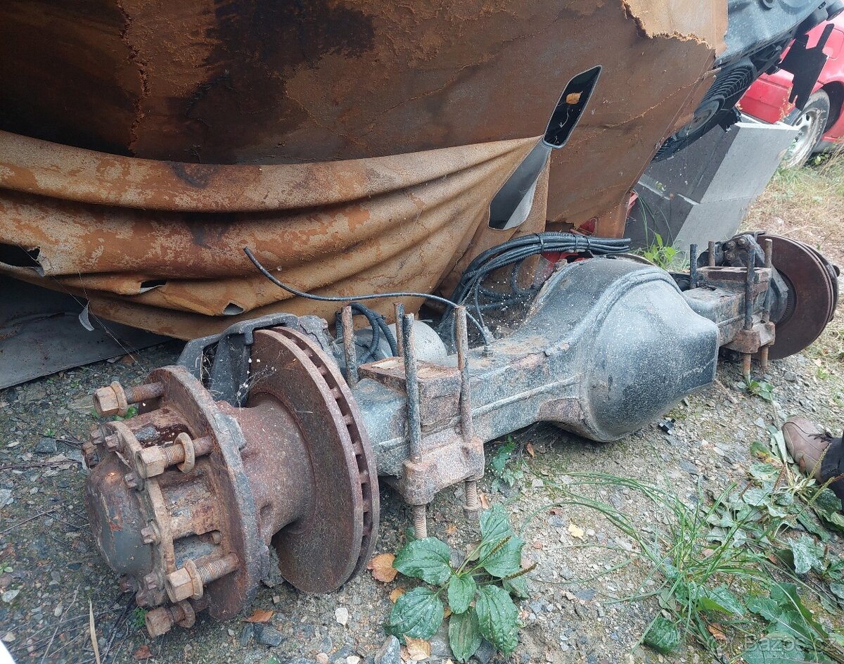 Man tgl 8.180 zadní náprava s uzávěrkou