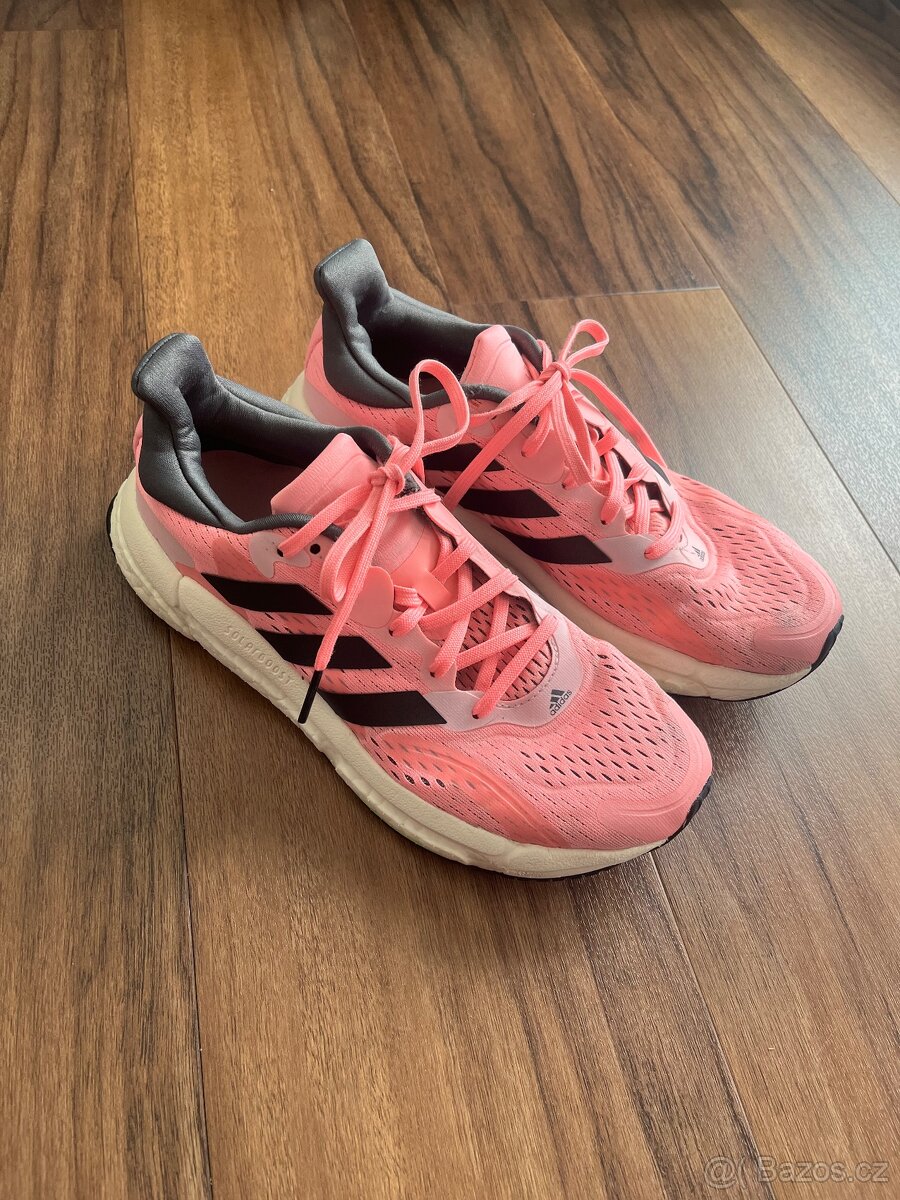 Dámské běžecké boty Adidas Solar Boost