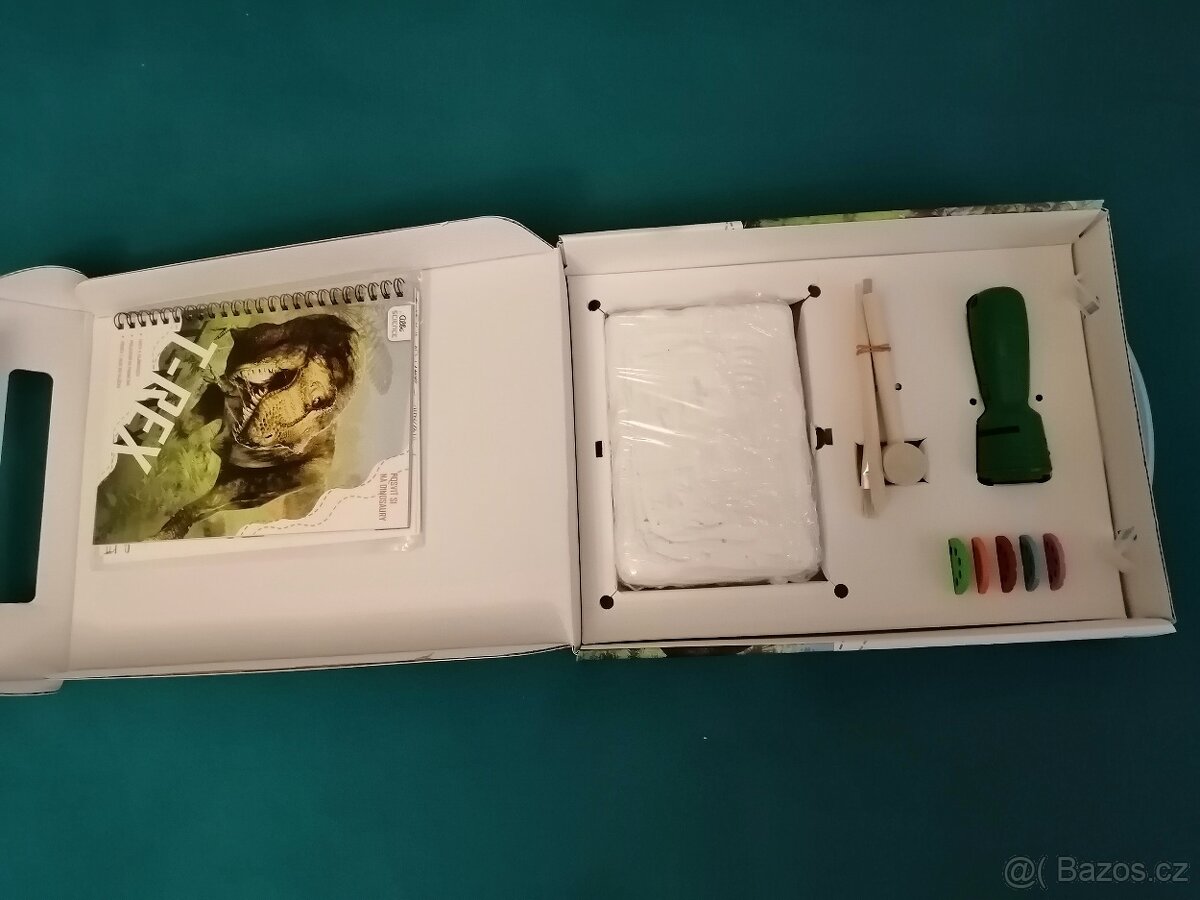 ALBI T-REX S PROJEKTOREM - nové-pouze rozbalené