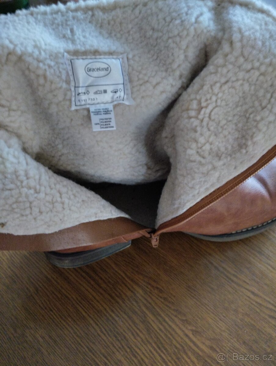 Dámské polovysoké kozačky