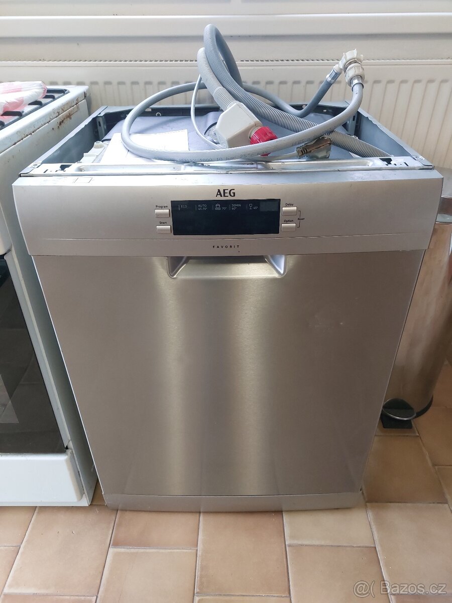Mycka nadobi AEG Favorit - na dily nebo opravu
