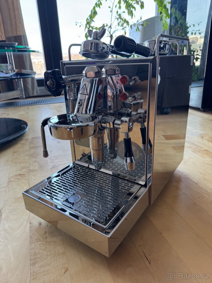 PRODÁM – ECM Classika PID – špičkový pákový kávovar
