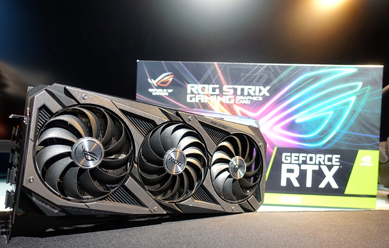 ASUS ROG STRIX GeForce RTX 3080 GAMING 10 GB-top stav,záruka