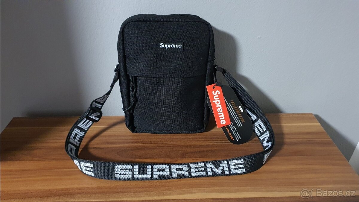 Supreme Shoulder Bag ss18