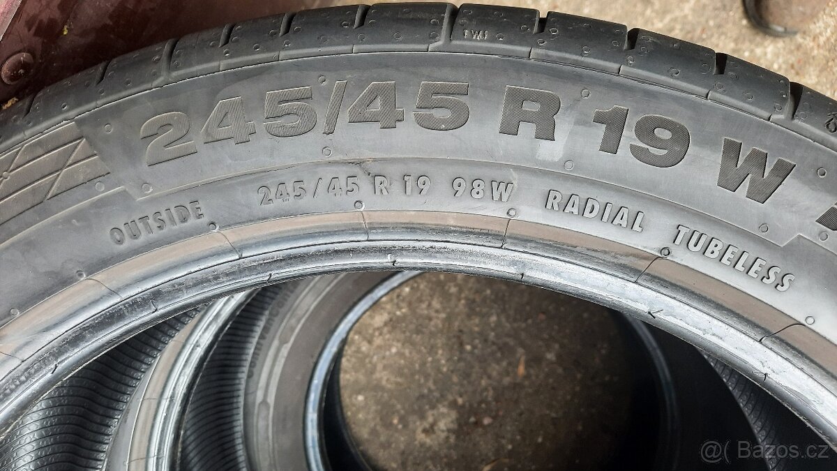 2ks letní pneu 245/45/19