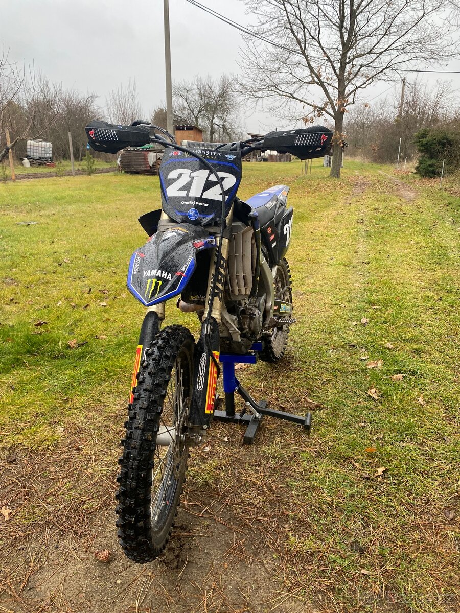 Yamaha yzf 250