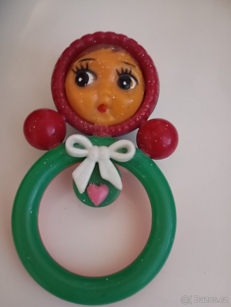 Retro chrastítko kruh