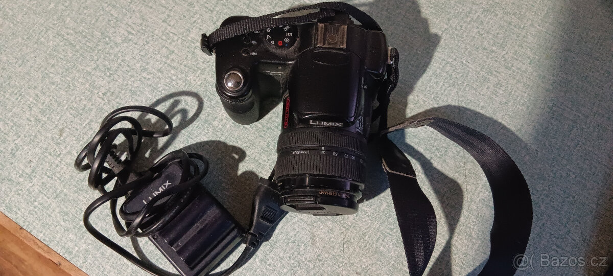 Prodám starší fotoparát Panasonic Lumix