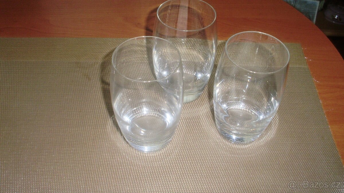 SKLENIČKY I.