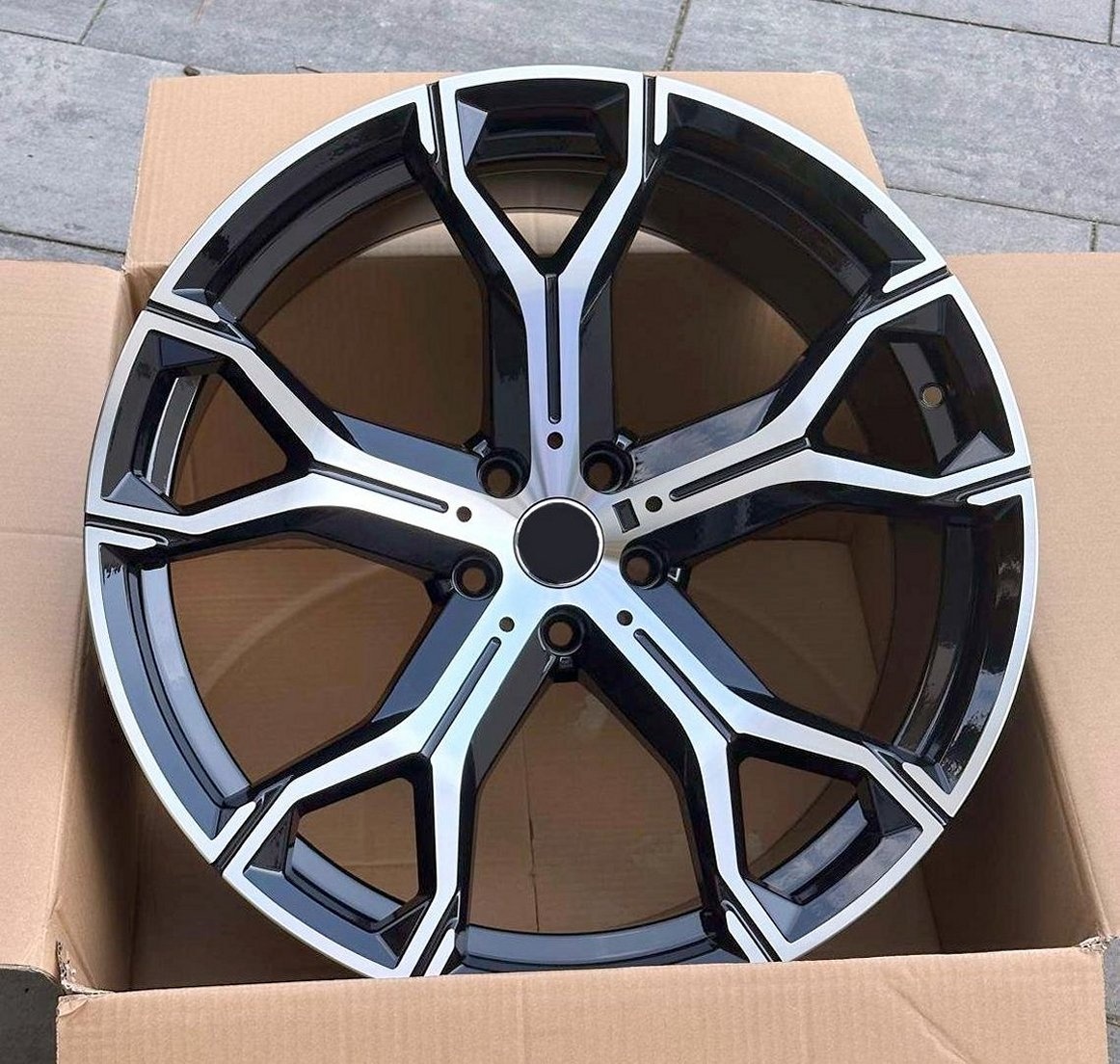 Alu kola 21 BMW X5 G05 X6 G06 dvourozměr 5x112 R21