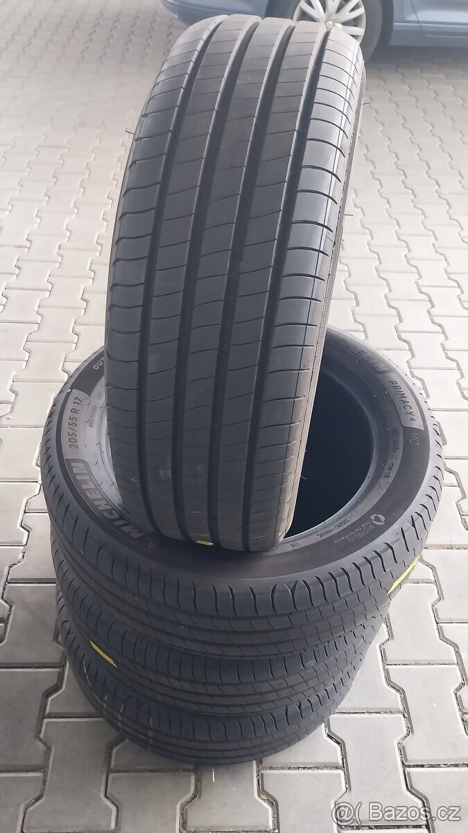 Prodám 4 x letní pneu Michelin 205/55/17
