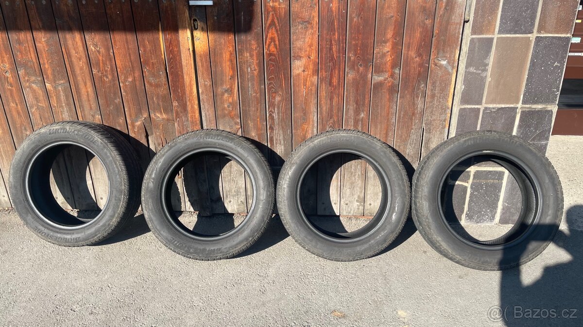 Bridgestone 220/55 r16 letní