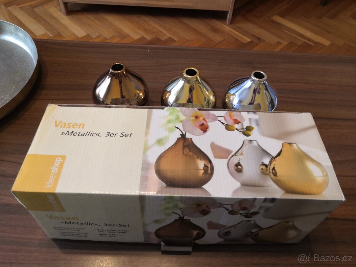 3 porcelánové vázy v metalických barvách