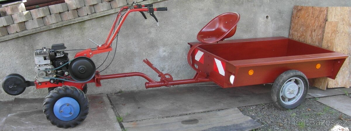 Kultivátor MS19, brzděný vozík, náhradní motor - stav nového