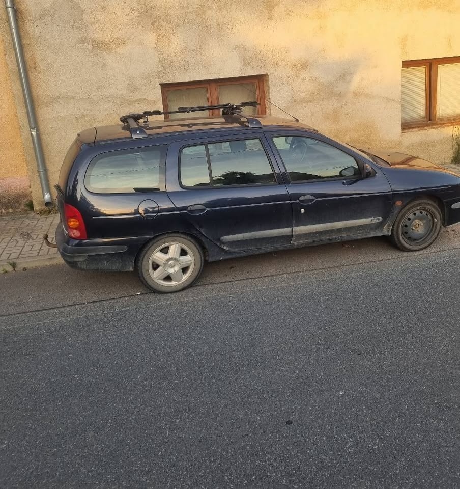 Renault Megane 1 ( bez STK)