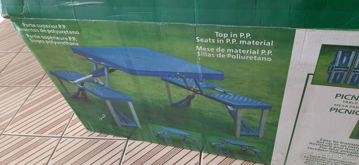 Camping skladaci set pro 4 osoby