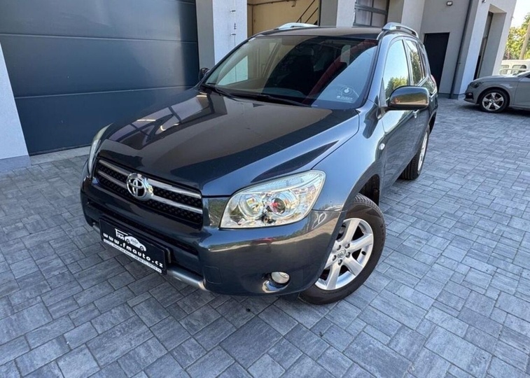 Toyota Rav4 2.0 VVT-i Automat 4x4 benzín automat 112 kw