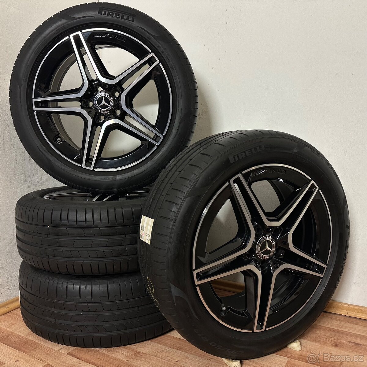 MERCEDES GLA AMG 5x112 R19 ET53+LETNÍ 235/50R19 7mm