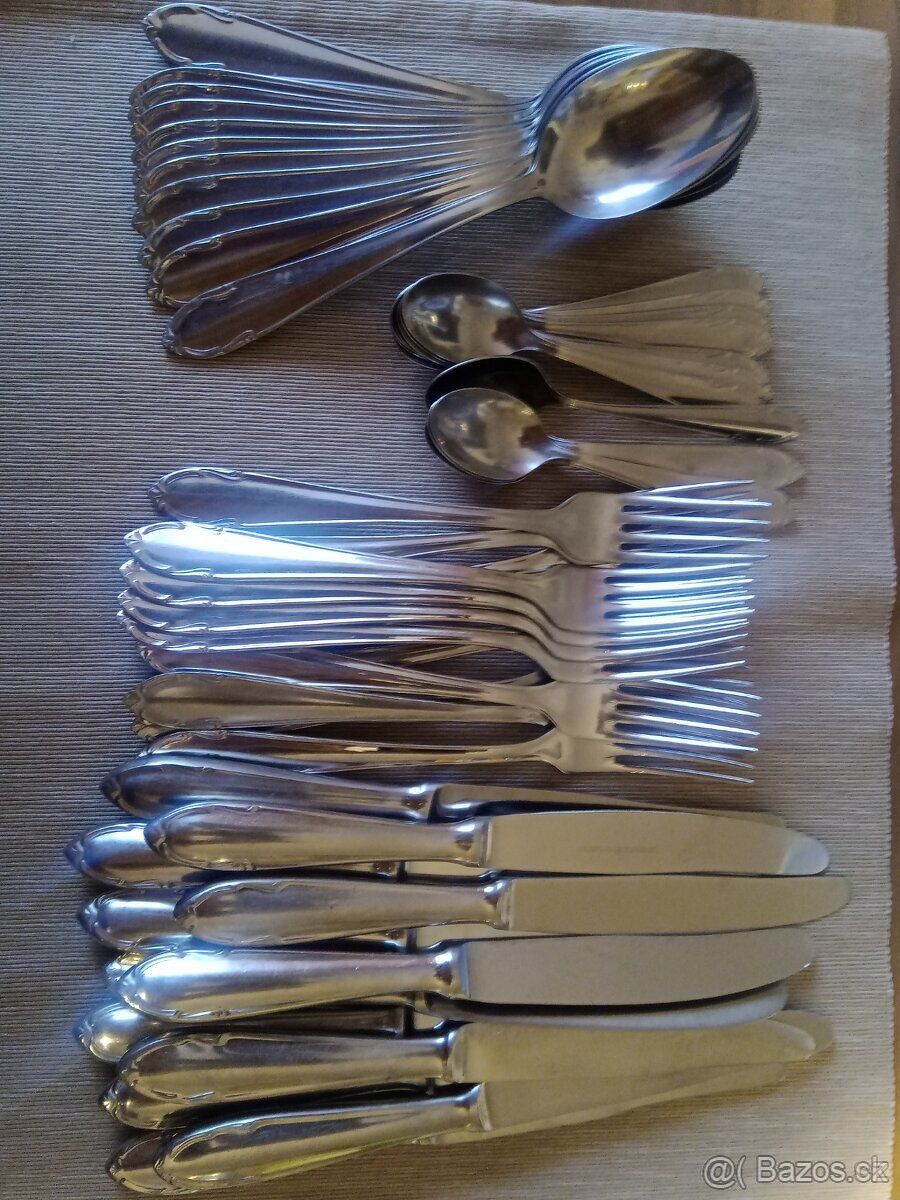 Příbory Sandrik pro 12 osob