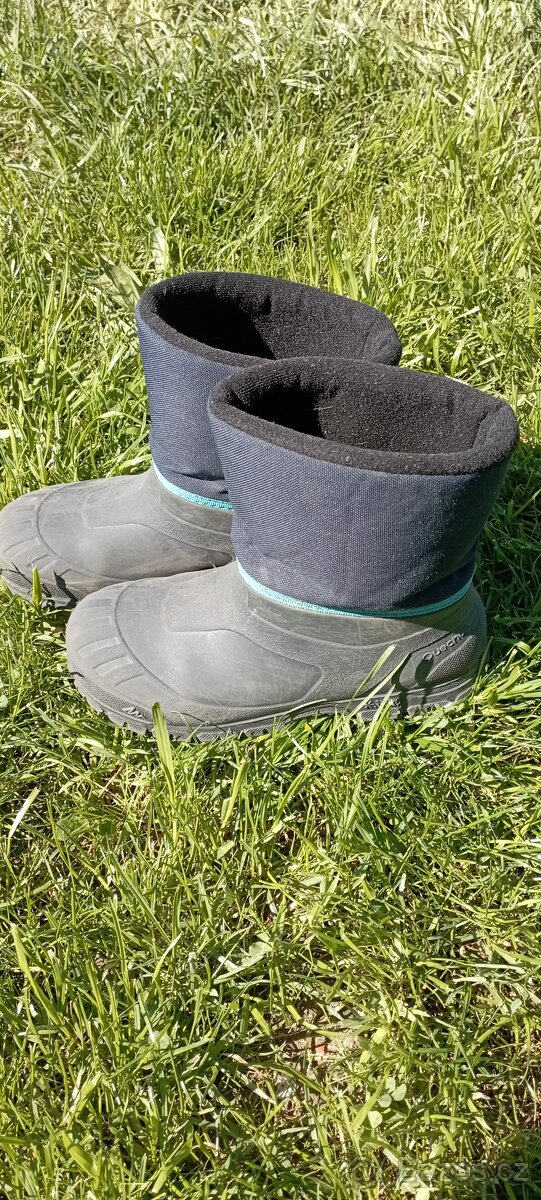 Dětská zimní obuv vel. 33