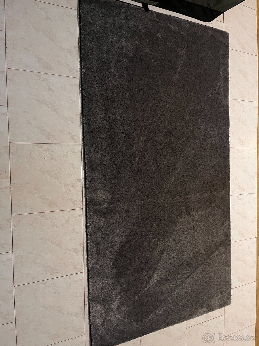 Kusový koberec 92 x 167 cm