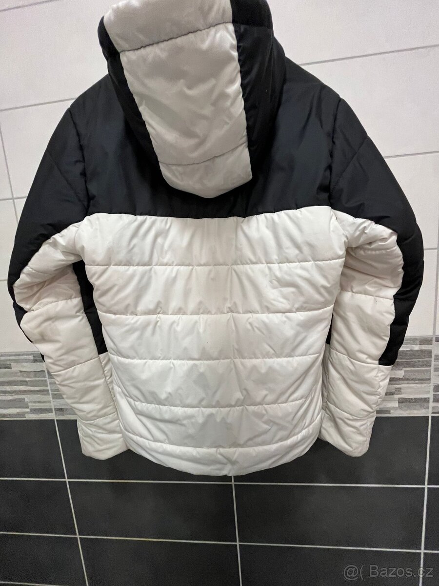 Zimní bunda Nike