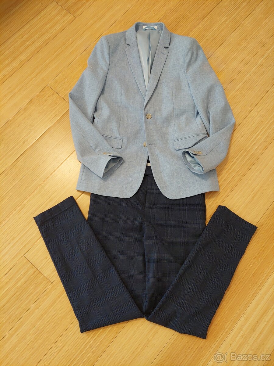 Chlapecký oblek Marks & Spencers ca 12-14 let