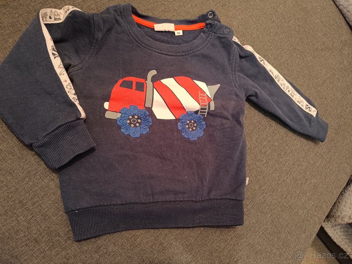 Chlapecká mikina vel. 92