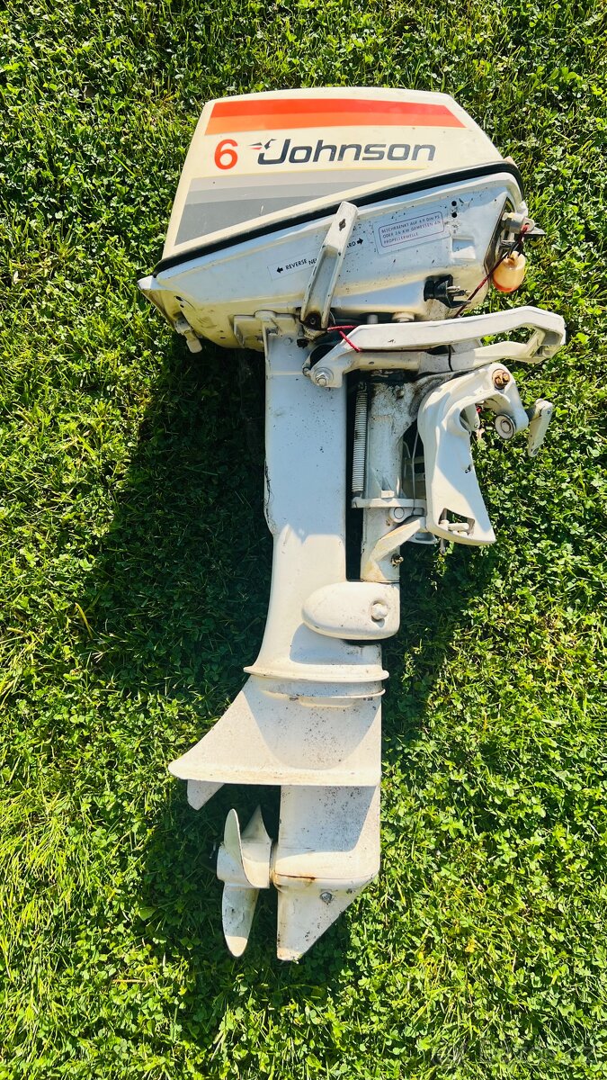 Lodní motor Johnson