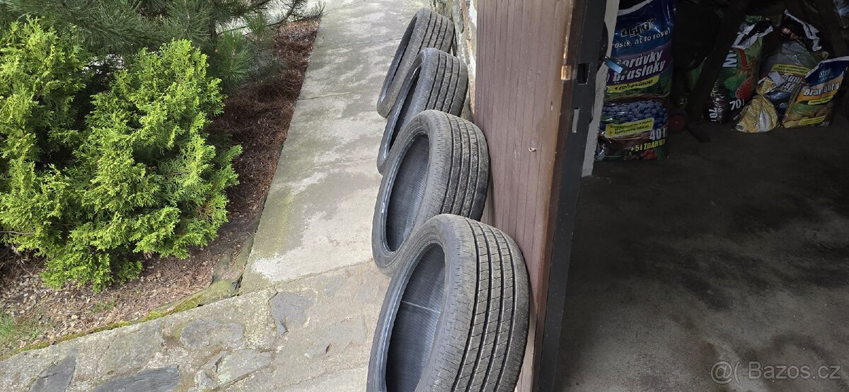 Pneumatiky Bridgestone(letní)R18 215/45 89W