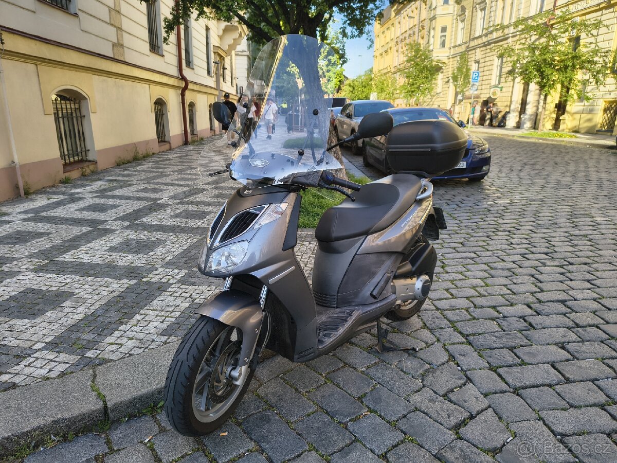 Aprilia Sport City 250