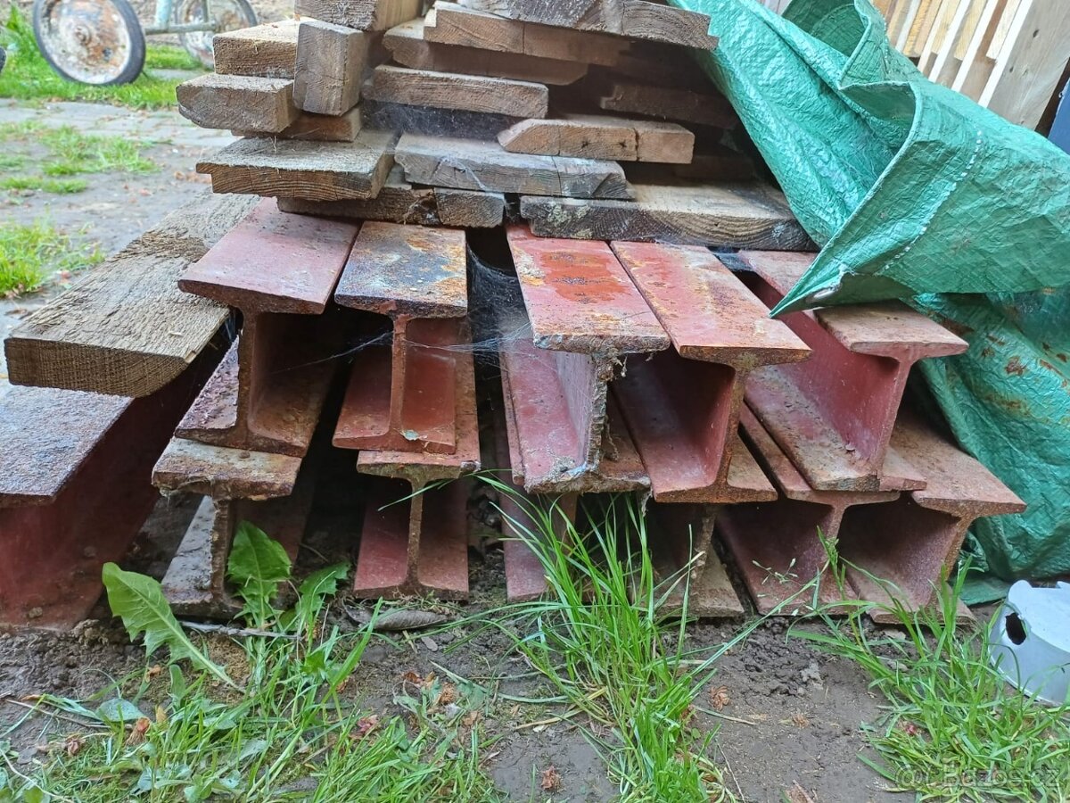 Traverzy 200cm x 10 x 7.5