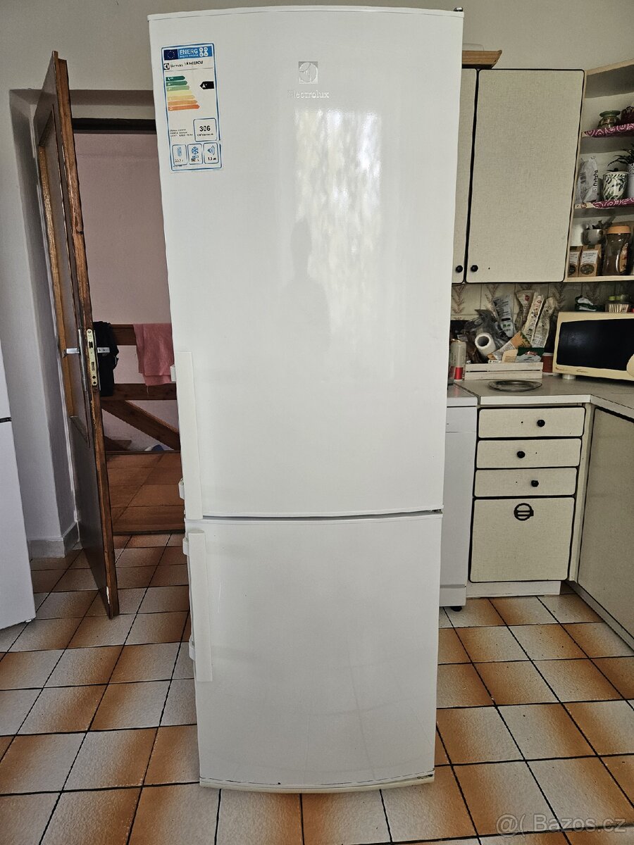 Lednička Elektrolux EN3400AOW